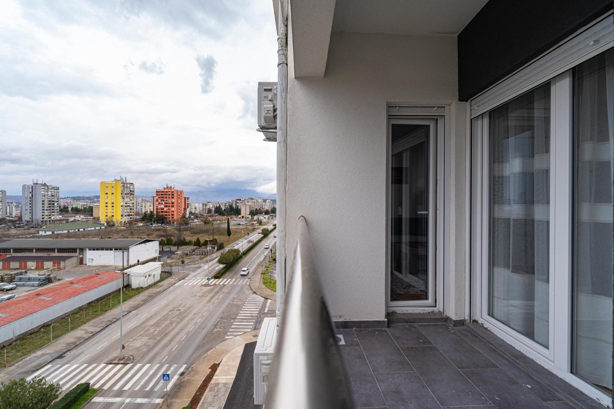 شقة Tuski Put Apartman بودغوريتْسا المظهر الخارجي الصورة